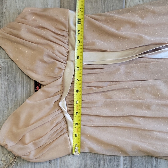 FirstKiss Gold GLITTER dress! - Picture 6 of 10